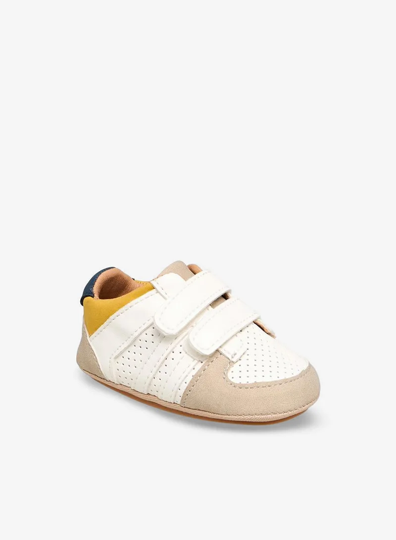 بيرفيت أحذية بوت بكبش وحلقة وإغلاق، تفاصيل لوحة